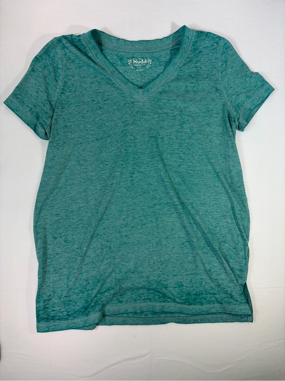 Mudd Women's Teal Short Sleeve V-Neck Tee